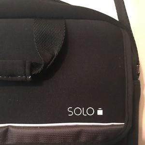 Solo laptop bag